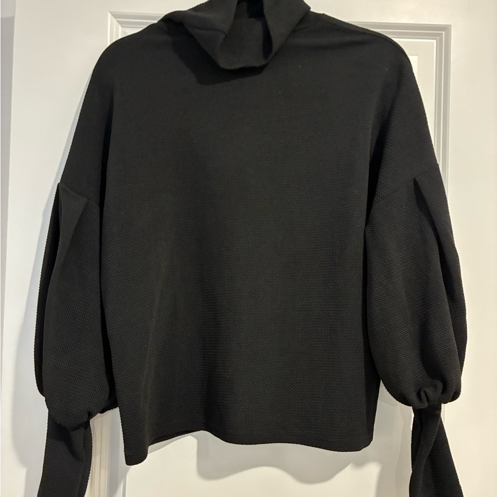 Amazon Women's Black Long Sleeve Blouse